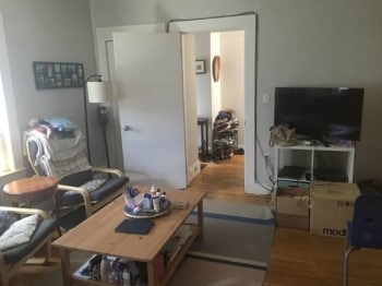 Building Photo - 224 Banks St