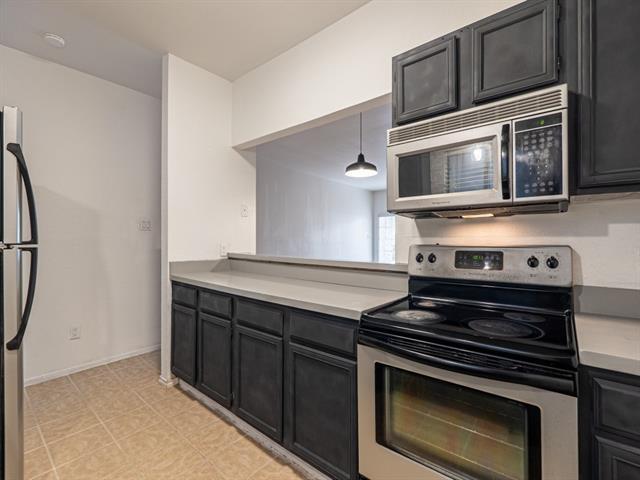 Foto del edificio - 5550 Spring Valley Rd