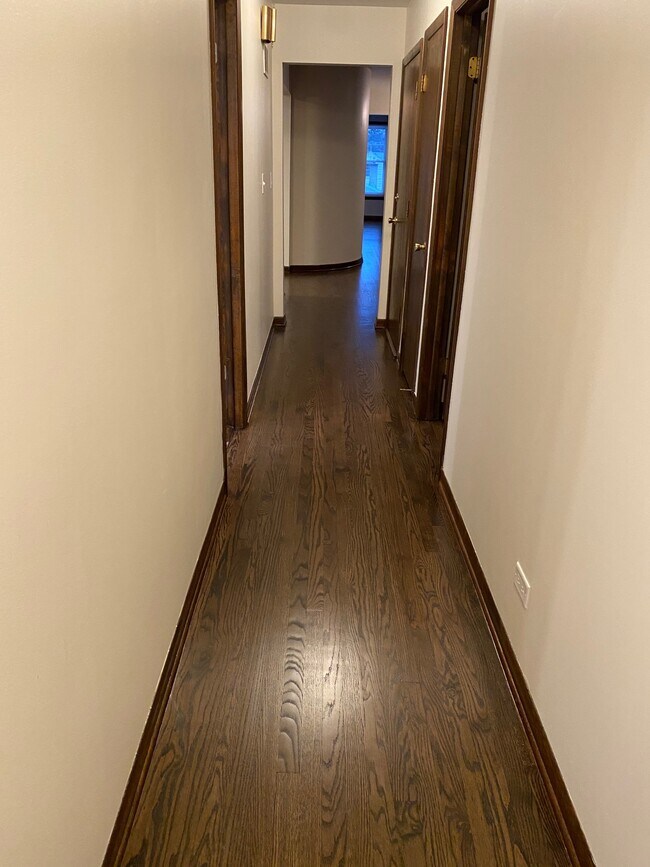 Foto del edificio - 5154 Carol St