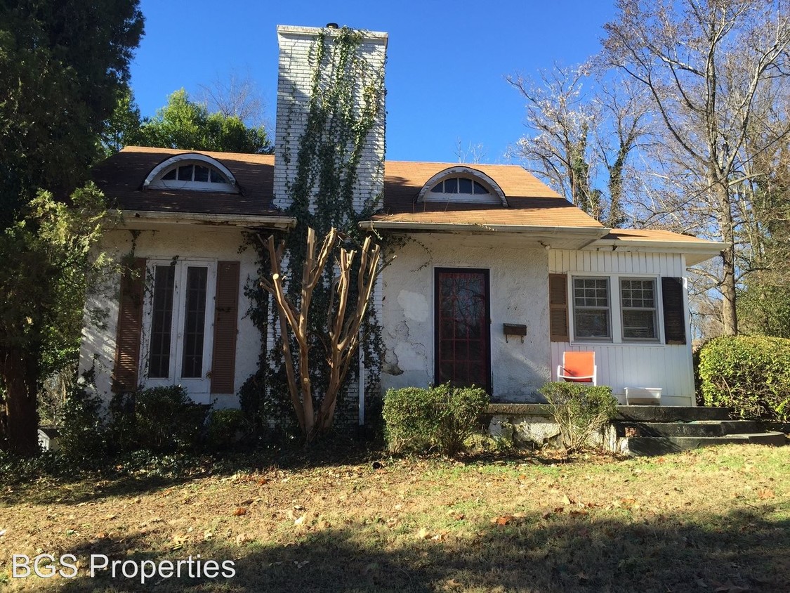 Primary Photo - 3 br, 1 bath House - 515 Elm Ave