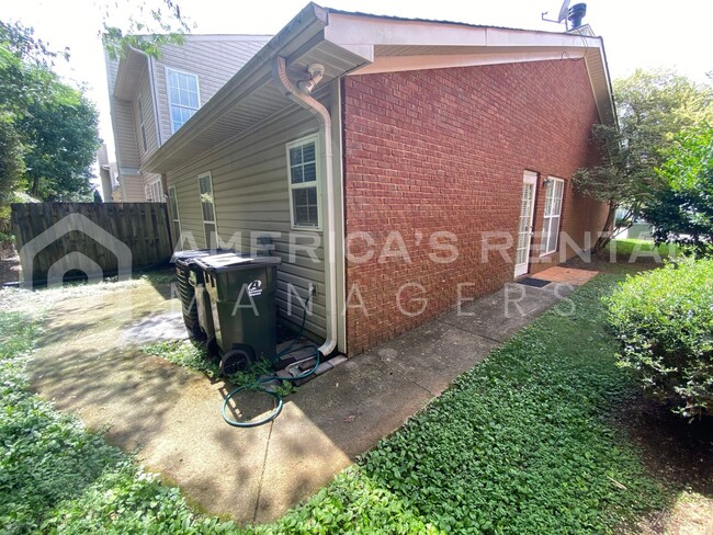 Building Photo - Home for rent in Pelham! Available to View...