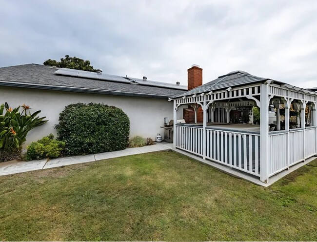 Foto del edificio - 3154 Luxurious Highland Home