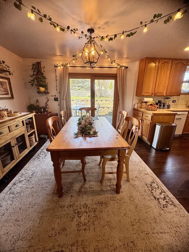 Building Photo - 406 Westmoreland Dr