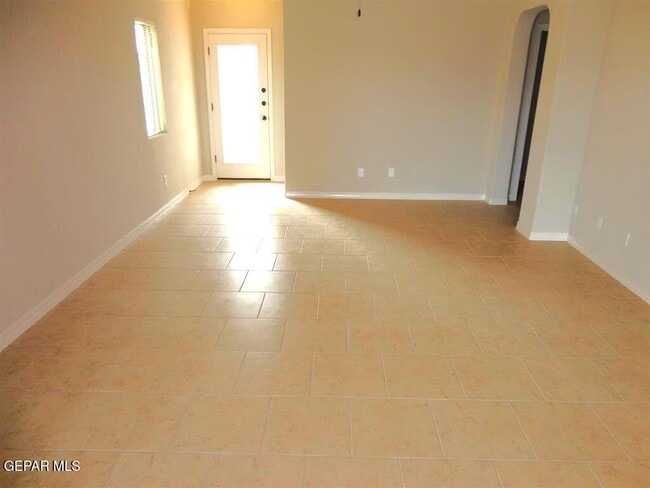 Foto del edificio - 14254 Earl Chokiski