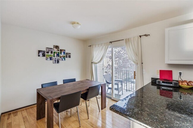 Foto del edificio - 224 Willis Ave