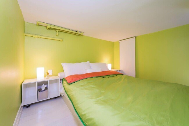 Foto del edificio - 310 E 46th St