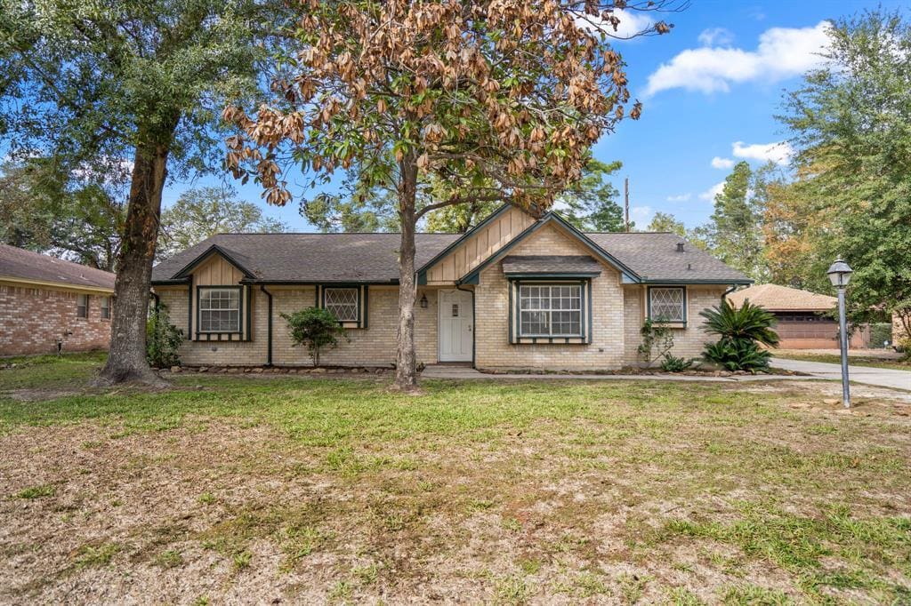 Foto principal - 635 E Cypresswood Dr