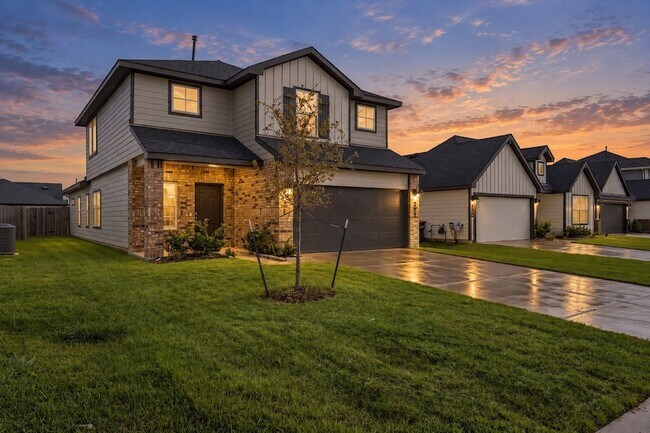 Foto del edificio - 31638 Featherstone Trl