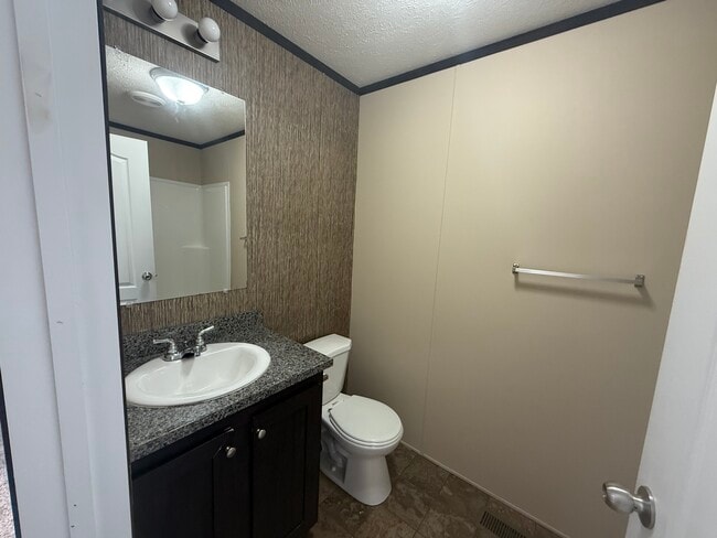 Building Photo - 3518 Wayside Terrace