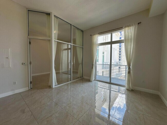 Foto del edificio - 234 NE 3rd St