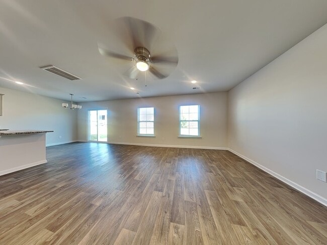 Building Photo - 409 Red Poll Wy