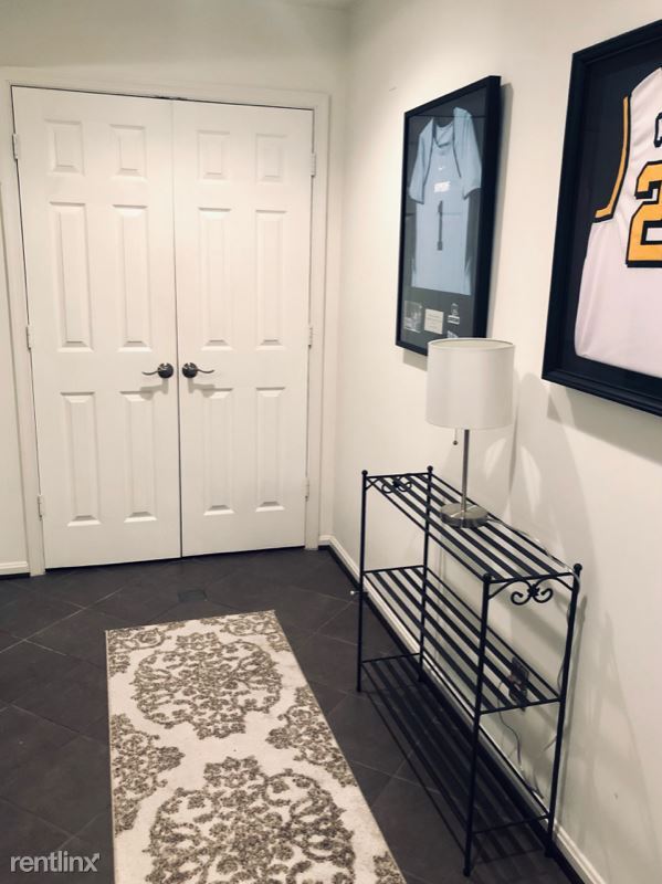 Foto del edificio - 2 br, 2 bath Condo - 400 Plumbridge Ct