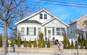 Building Photo - 124 Overlook Ave