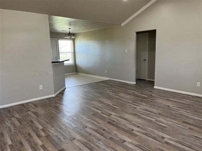 Building Photo - 235 S Lantana Cir