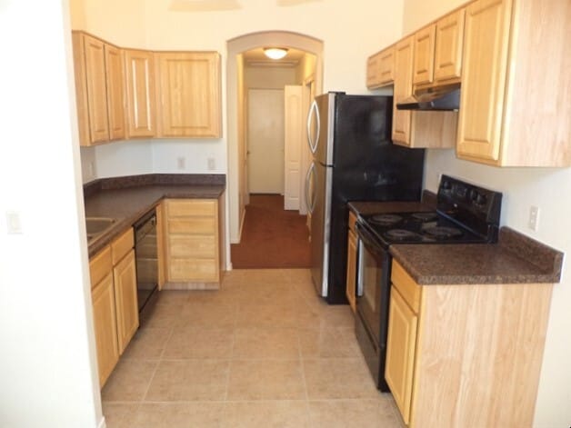 Building Photo - 8347 S Otis Dr
