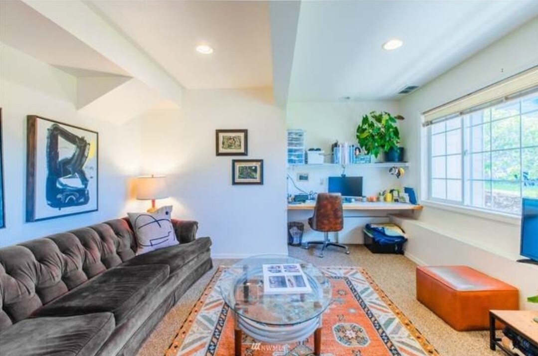 Foto principal - 2806 Vallette St
