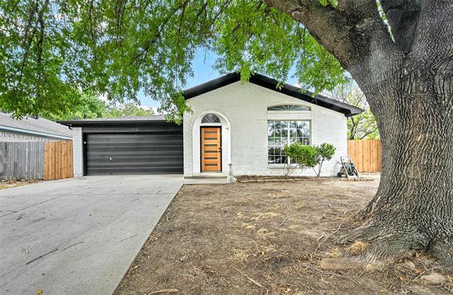 Primary Photo - 1729 Gainsborough Way