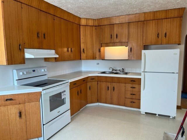 Photo du bâtiment - 2 Bed 1 Bath Unit in Olds, AB