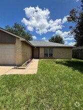 Building Photo - 4210 Falcon Meadow Dr