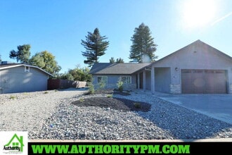 Building Photo - 3071 Bedrock Ln