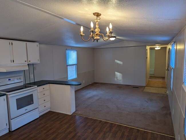 Building Photo - 157 Ransdell Ln