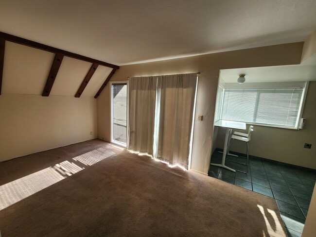 Living room - 65 Garland Ave