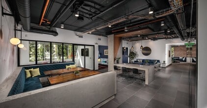 Building Photo - Fusion Encore Hollywood