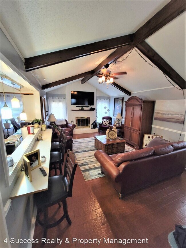 Building Photo - 3 br, 2 bath House - 1317 Millcreek Cove