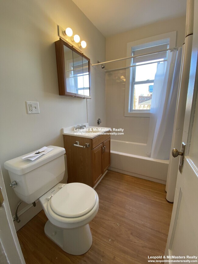 Foto del edificio - 116 Boylston St