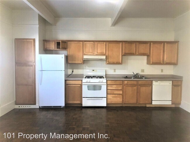 Building Photo - 13270 US-101