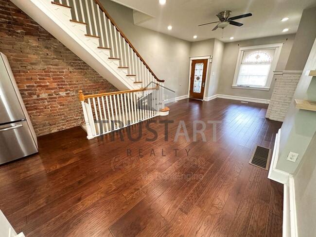 Building Photo - 2406 E Allegheny Ave