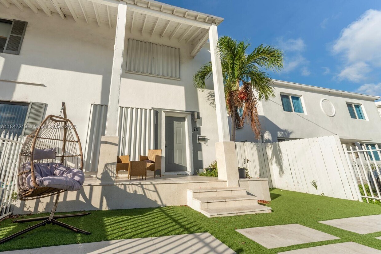 Foto principal - 711 85th St