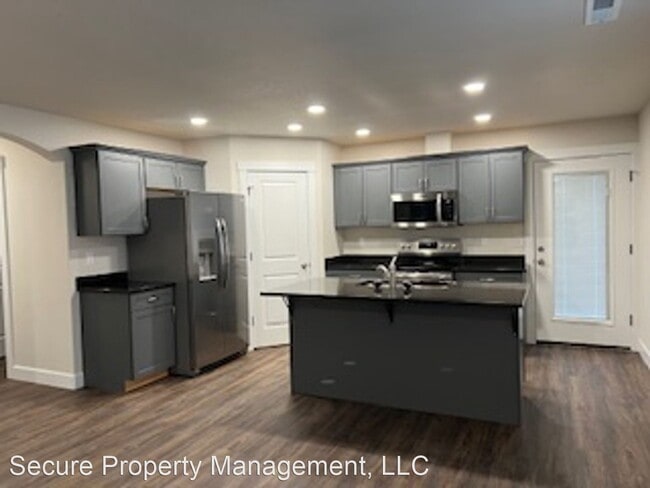 Building Photo - 3 br, 2 bath House - 315 Riverwood Ct.