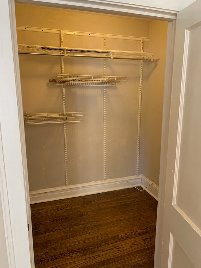Computer Room/ Closet - 8 N 3rd Ave