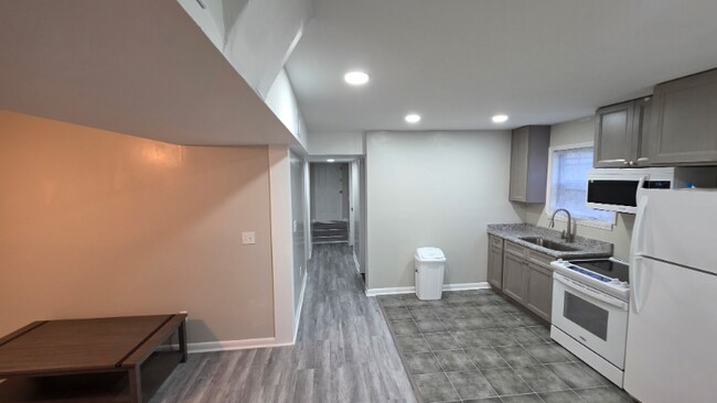 Foto del edificio - 4040 Knollbrook Dr NW