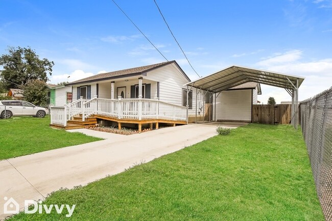 Building Photo - 340 N San Felipe Ave