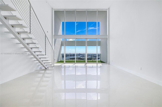 Foto del edificio - 1040 Biscayne Blvd
