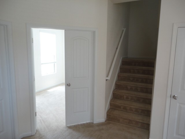 Foto del edificio - 4481 Middletown Drive