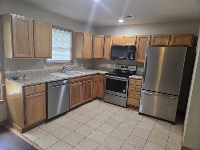 Foto del edificio - 25667 Buckley Ln