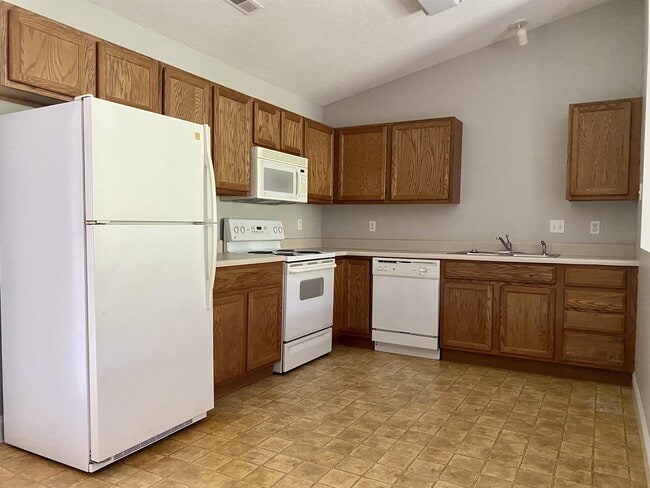 Photo - 809 Garcia Way House