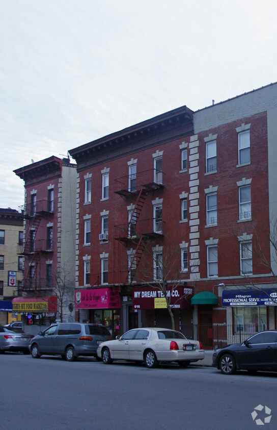 Building Photo - 616-620 Crescent Ave