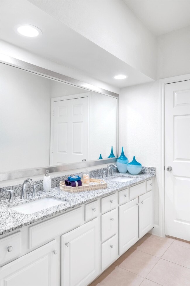 Building Photo - 320 Jackson Hill St