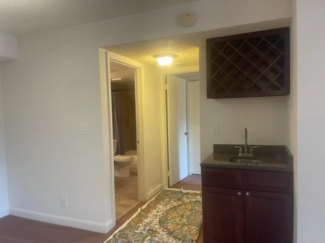 Foto del edificio - 7630 Westwood Dr