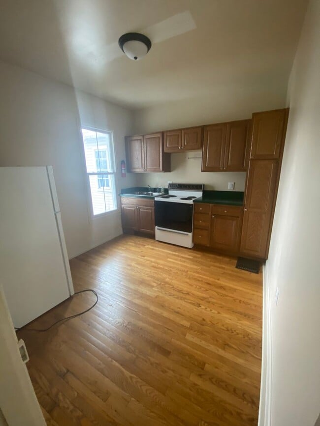 Foto del edificio - 209 N Bedford St