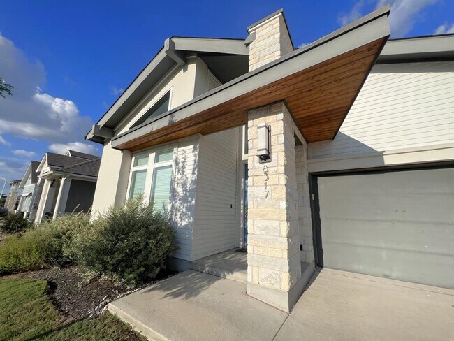 Foto del edificio - 8317 Donnelley Dr