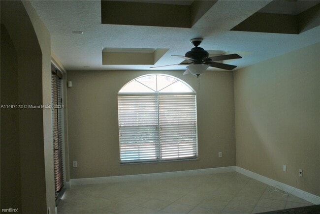 Building Photo - 3 br, 2 bath House - 2644 SW 154th Ct