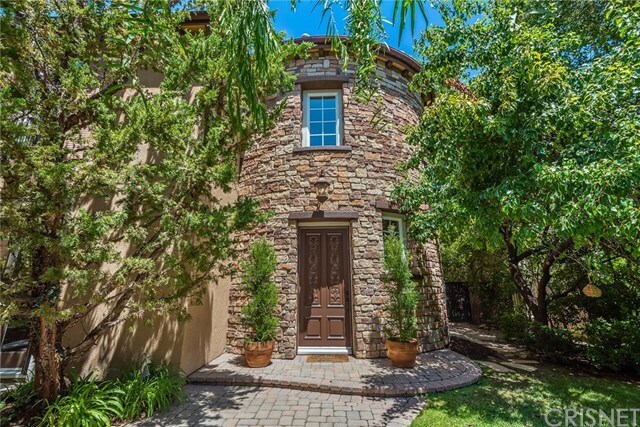 Foto del edificio - 26817 Mont Calabasas Dr