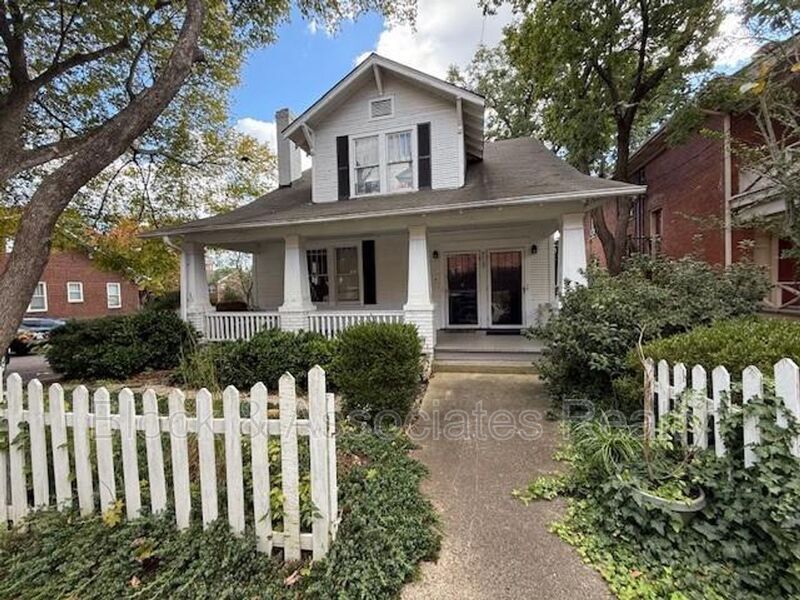 Primary Photo - 725 W Morgan St