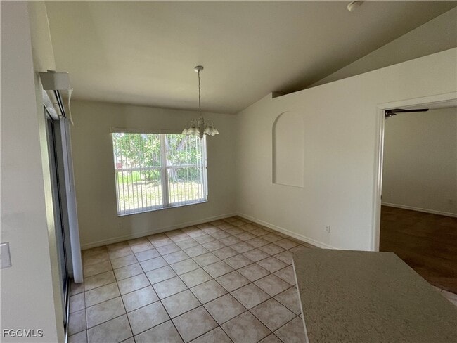 Foto del edificio - 1005 SW 32nd Terrace