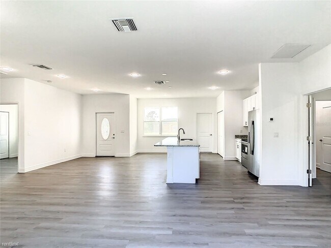 Foto del edificio - 3 br, 2 bath House - 2271 Topsy Ter .
